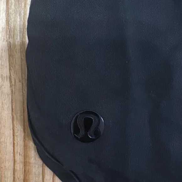 Lululemon shorts - Picture 3 of 3